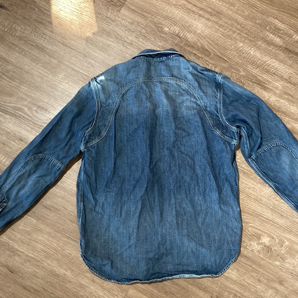 Gap Denim Shirt - Picture 3 of 6